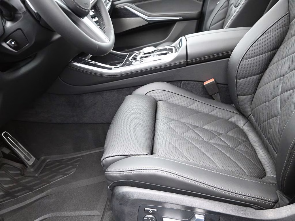 2026 Black Sapphire Metallic BMW X5 sDrive40i RWD SUV