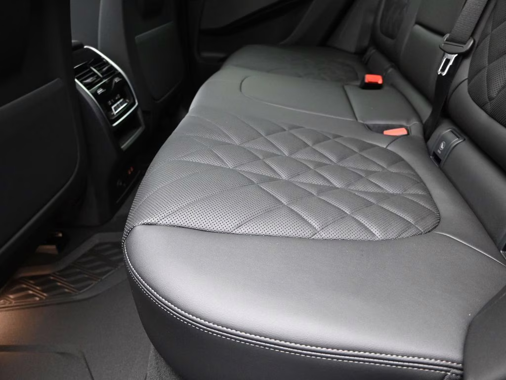 2026 Black Sapphire Metallic BMW X5 sDrive40i RWD SUV
