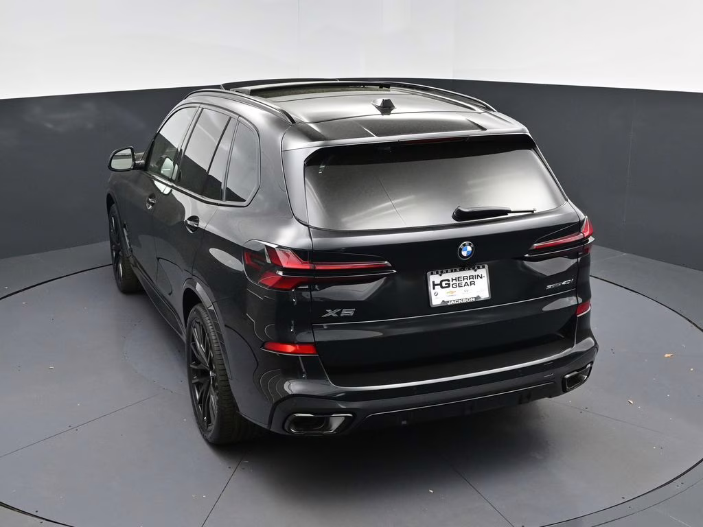 2026 Black Sapphire Metallic BMW X5 sDrive40i RWD SUV