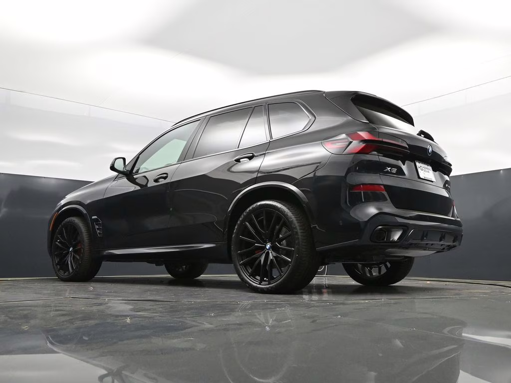 2026 Black Sapphire Metallic BMW X5 sDrive40i RWD SUV