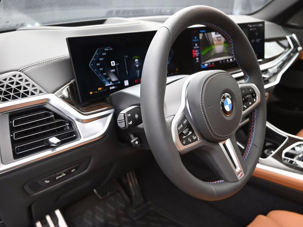 2026 Mineral White Metallic BMW X5 M60i AWD SUV