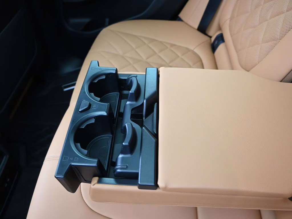 2026 Mineral White Metallic BMW X5 M60i AWD SUV