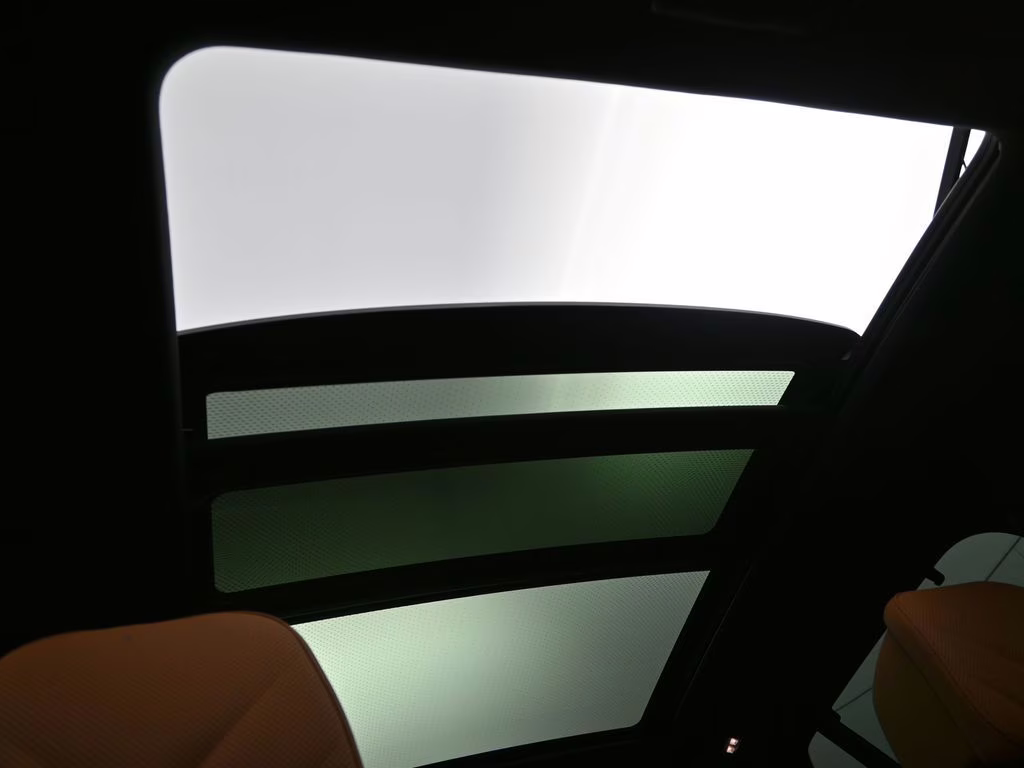 2026 Mineral White Metallic BMW X5 M60i AWD SUV