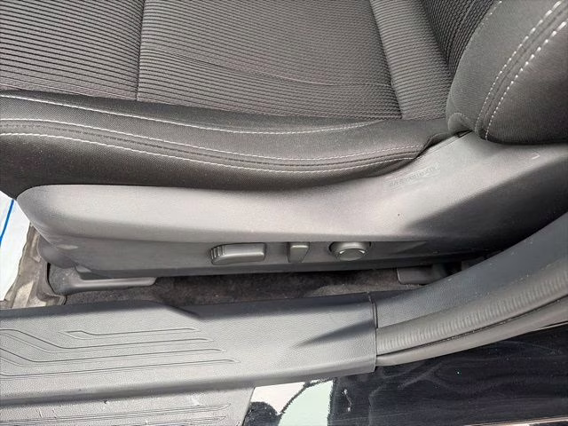 2023 Crystal Black Silica Subaru Legacy Premium AWD Sedan