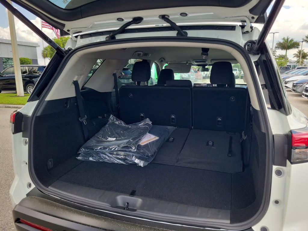 2026 Glacier White Nissan Pathfinder SV 4X4 SUV