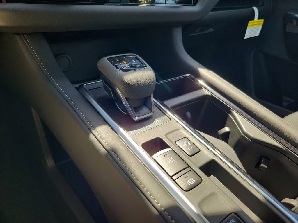 2026 Everest White Pearl Tricoat Nissan Pathfinder SV FWD SUV