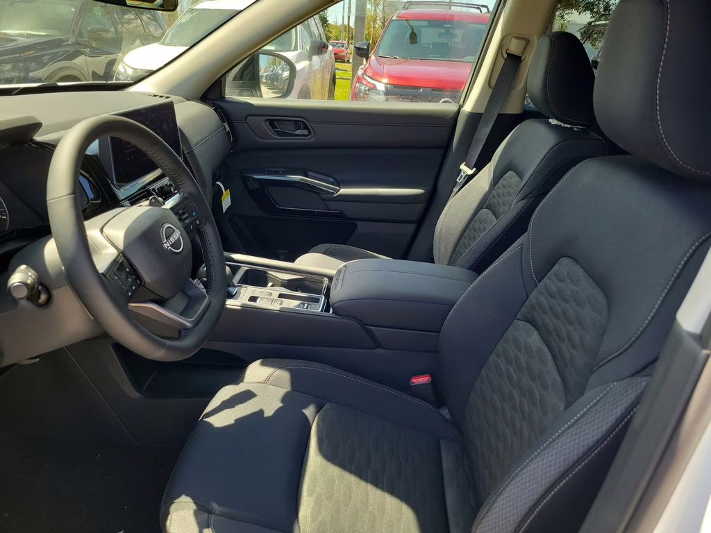 2026 Everest White Pearl Tricoat Nissan Pathfinder SV FWD SUV