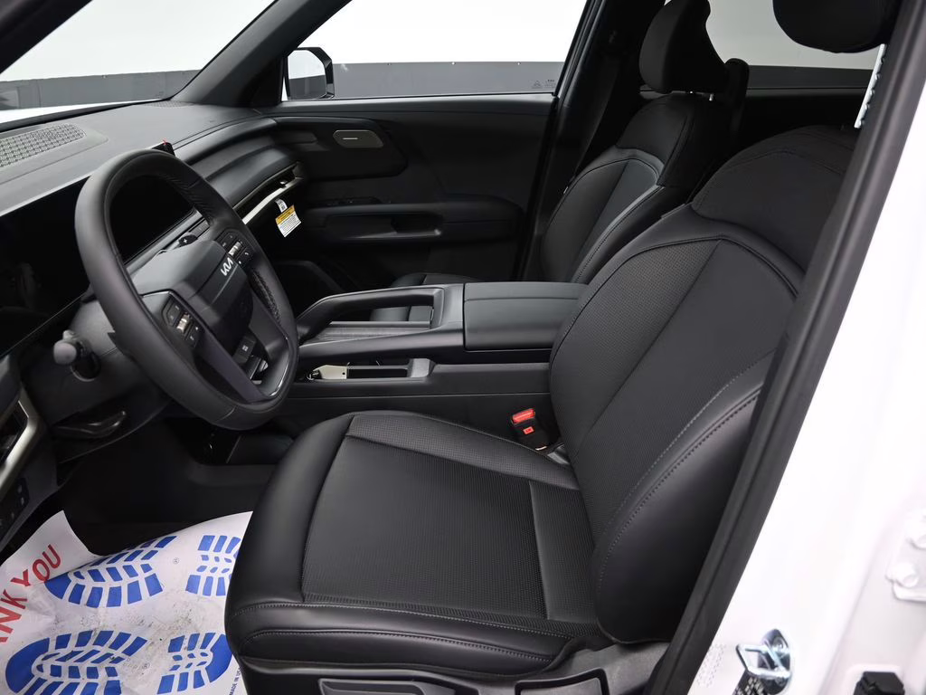 2027 Glacial White Pearl Kia Telluride LX FWD SUV