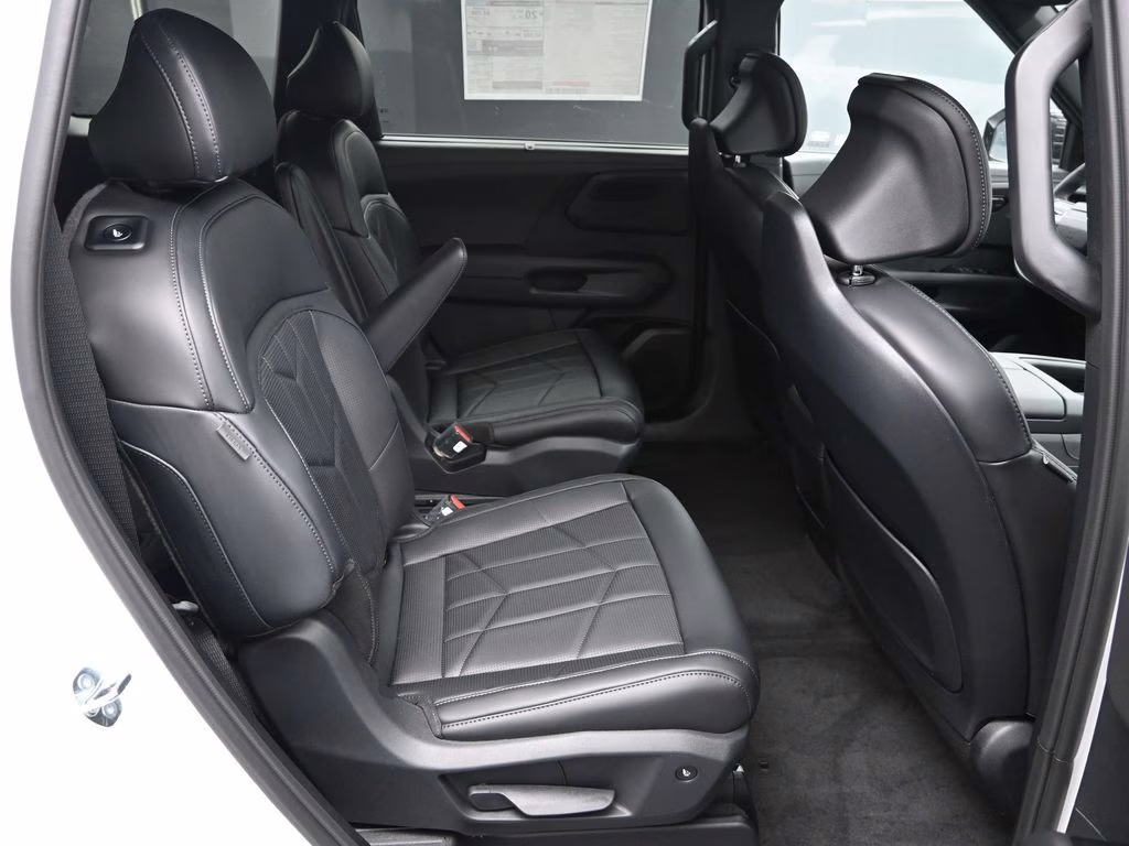 2027 Glacial White Pearl Kia Telluride X-Line EX AWD SUV