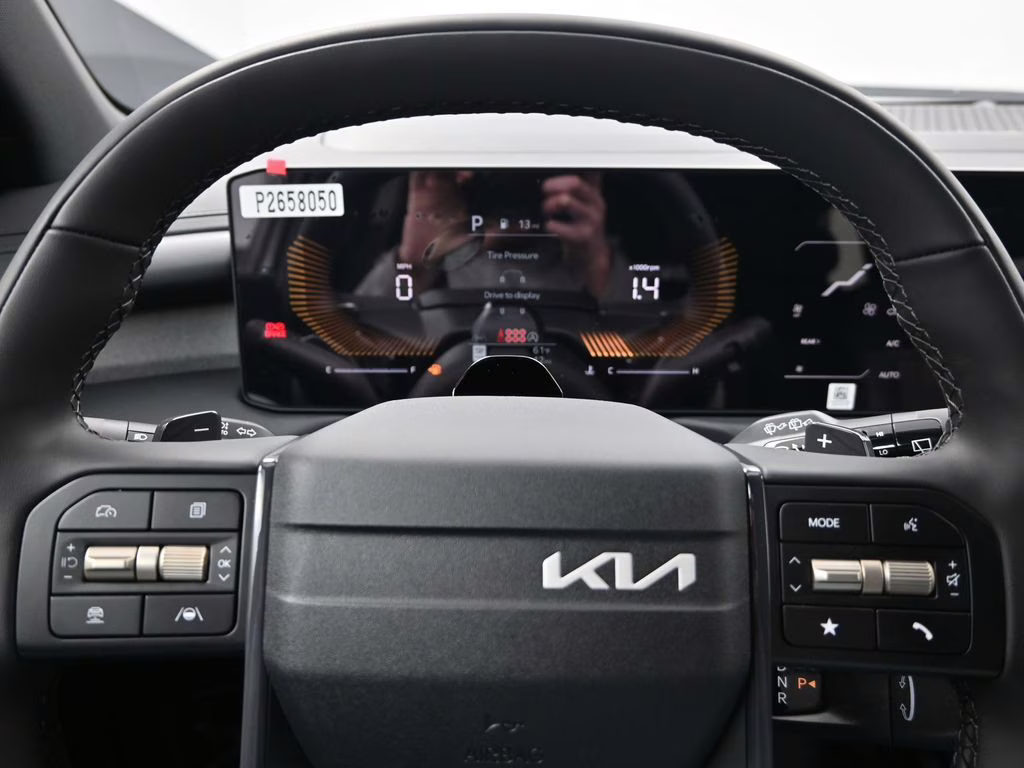 2027 Glacial White Pearl Kia Telluride LX FWD SUV