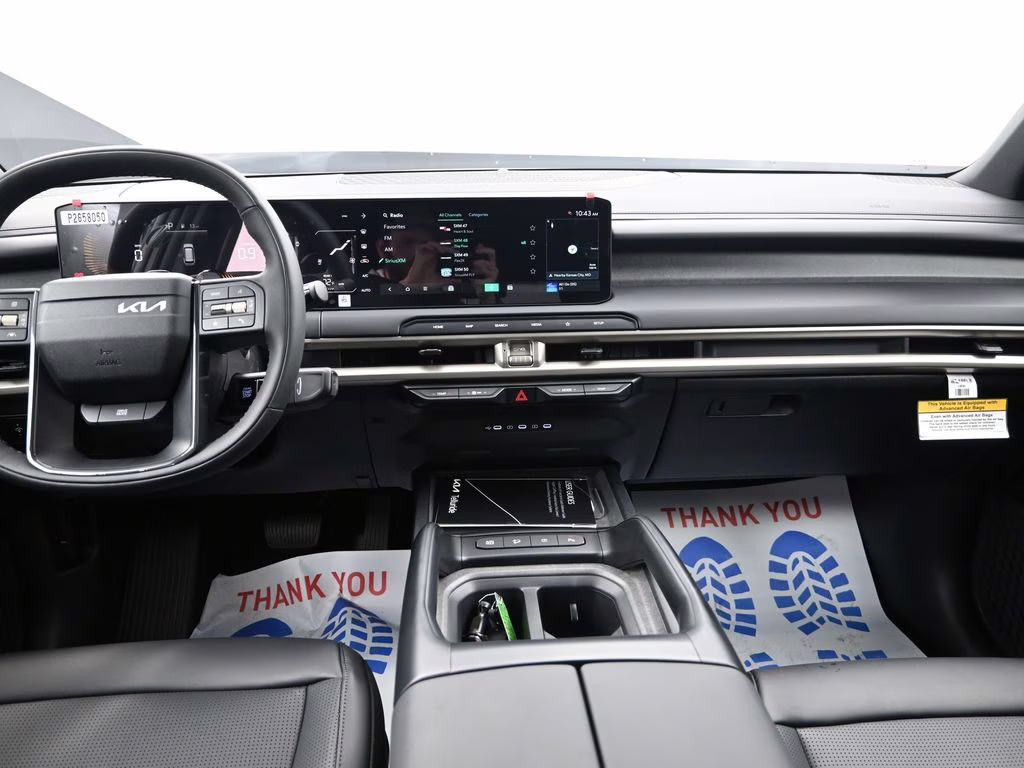 2027 Glacial White Pearl Kia Telluride LX FWD SUV