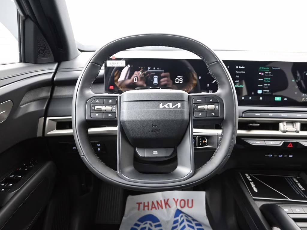 2027 Glacial White Pearl Kia Telluride LX FWD SUV