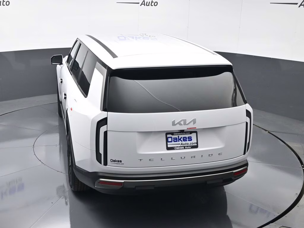 2027 Glacial White Pearl Kia Telluride LX FWD SUV