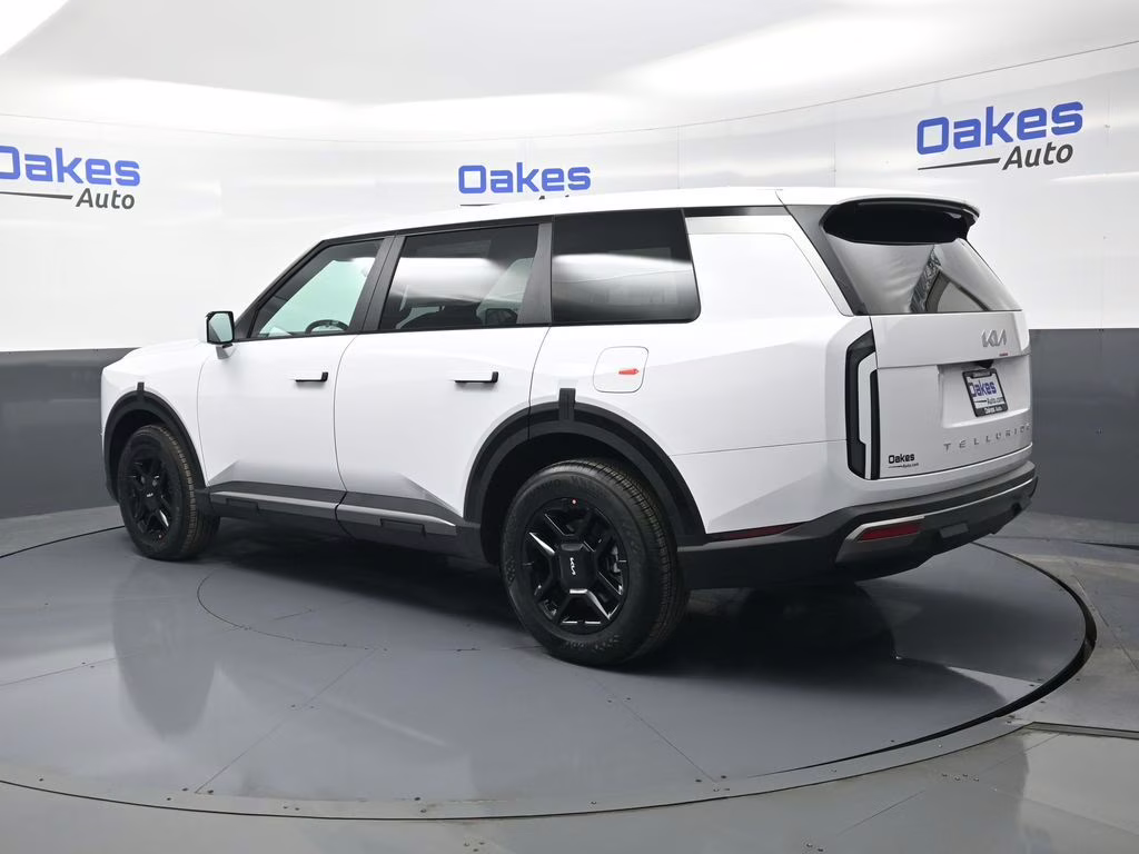 2027 Glacial White Pearl Kia Telluride LX FWD SUV