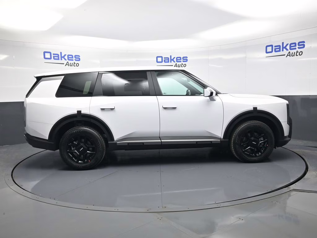 2027 Glacial White Pearl Kia Telluride LX FWD SUV