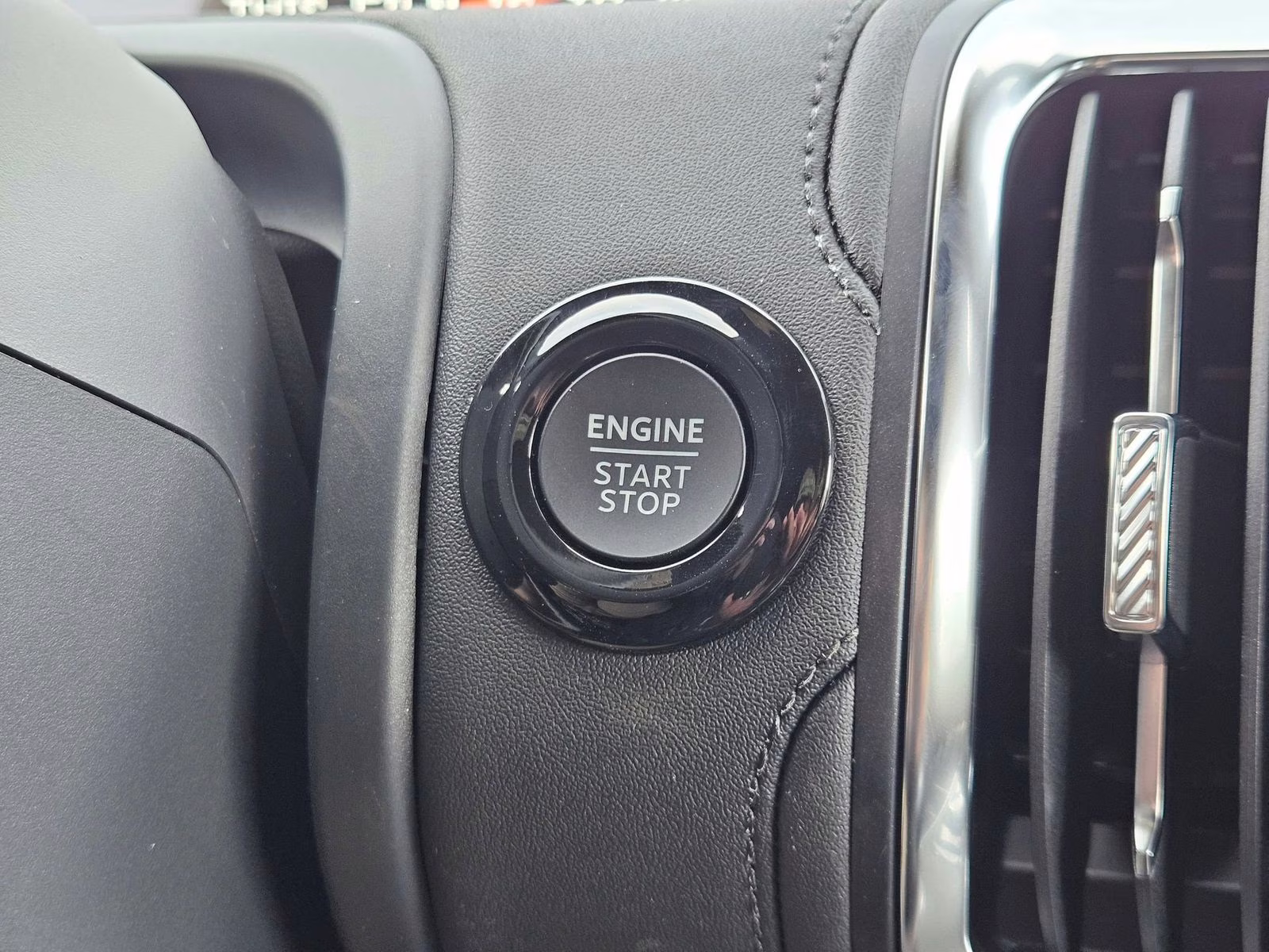 2026 Black Metallic Ford Expedition Tremor 4X4 SUV