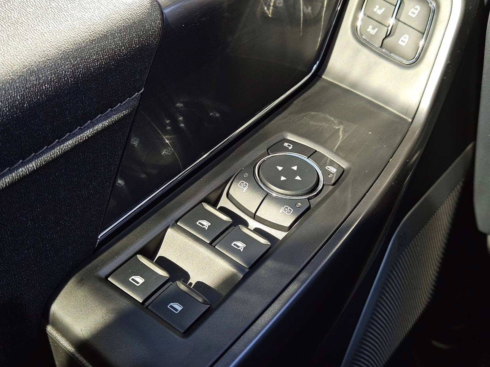 2026 Silver Ford F-150 Lariat 4X4 Truck