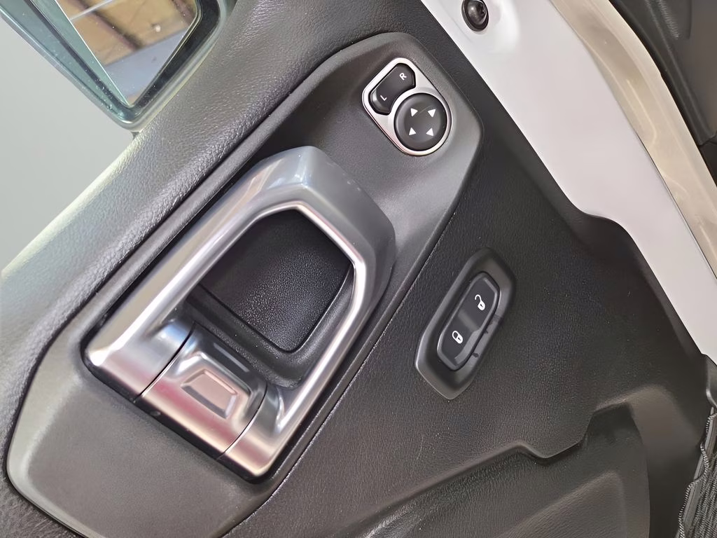 2023 Bright White Clearcoat Jeep Gladiator Mojave 4X4 Truck