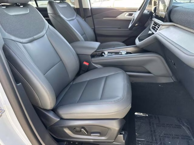 2026 Ford Explorer Active RWD SUV