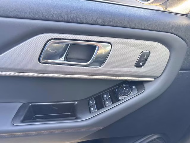 2026 Ford Explorer Active RWD SUV