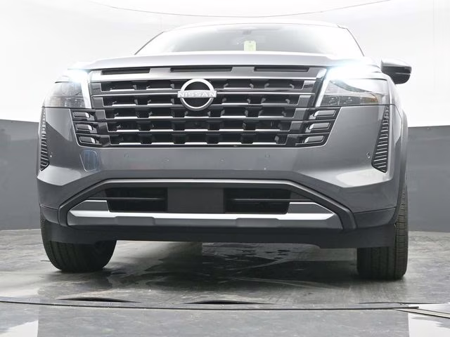 2026 Gun Metallic Nissan Pathfinder SL FWD SUV