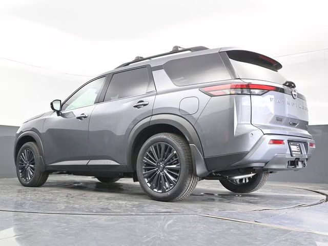 2026 Gun Metallic Nissan Pathfinder SL FWD SUV