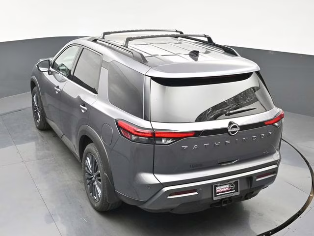 2026 Gun Metallic Nissan Pathfinder SL FWD SUV