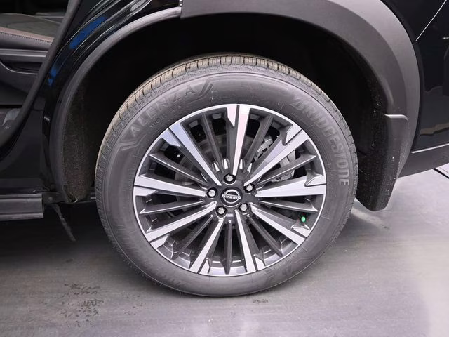 2026 Super Black Nissan Pathfinder Platinum 4X4 SUV