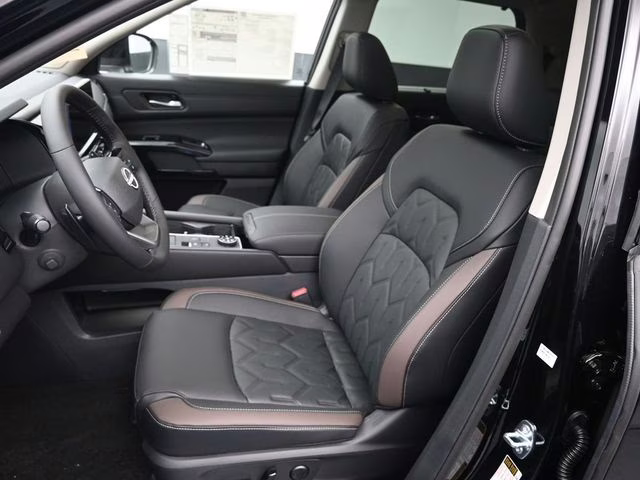 2026 Super Black Nissan Pathfinder Platinum 4X4 SUV