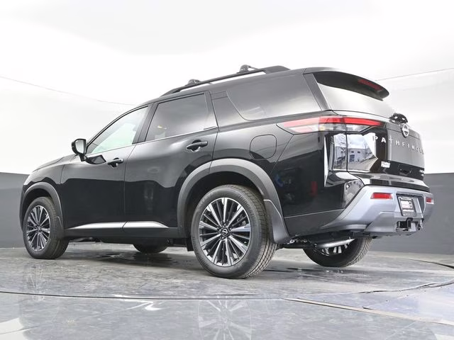 2026 Super Black Nissan Pathfinder Platinum 4X4 SUV