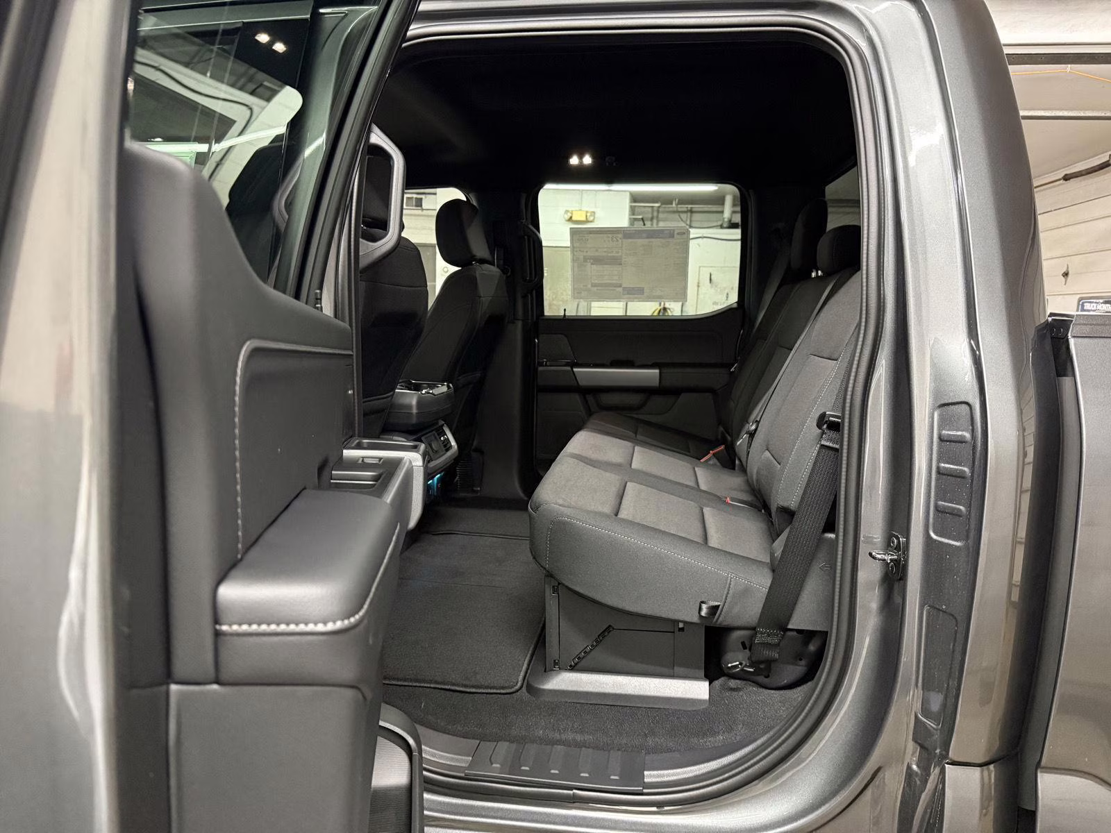 2026 Carbonized Gray Metallic Ford F-150 XLT 4X4 Truck