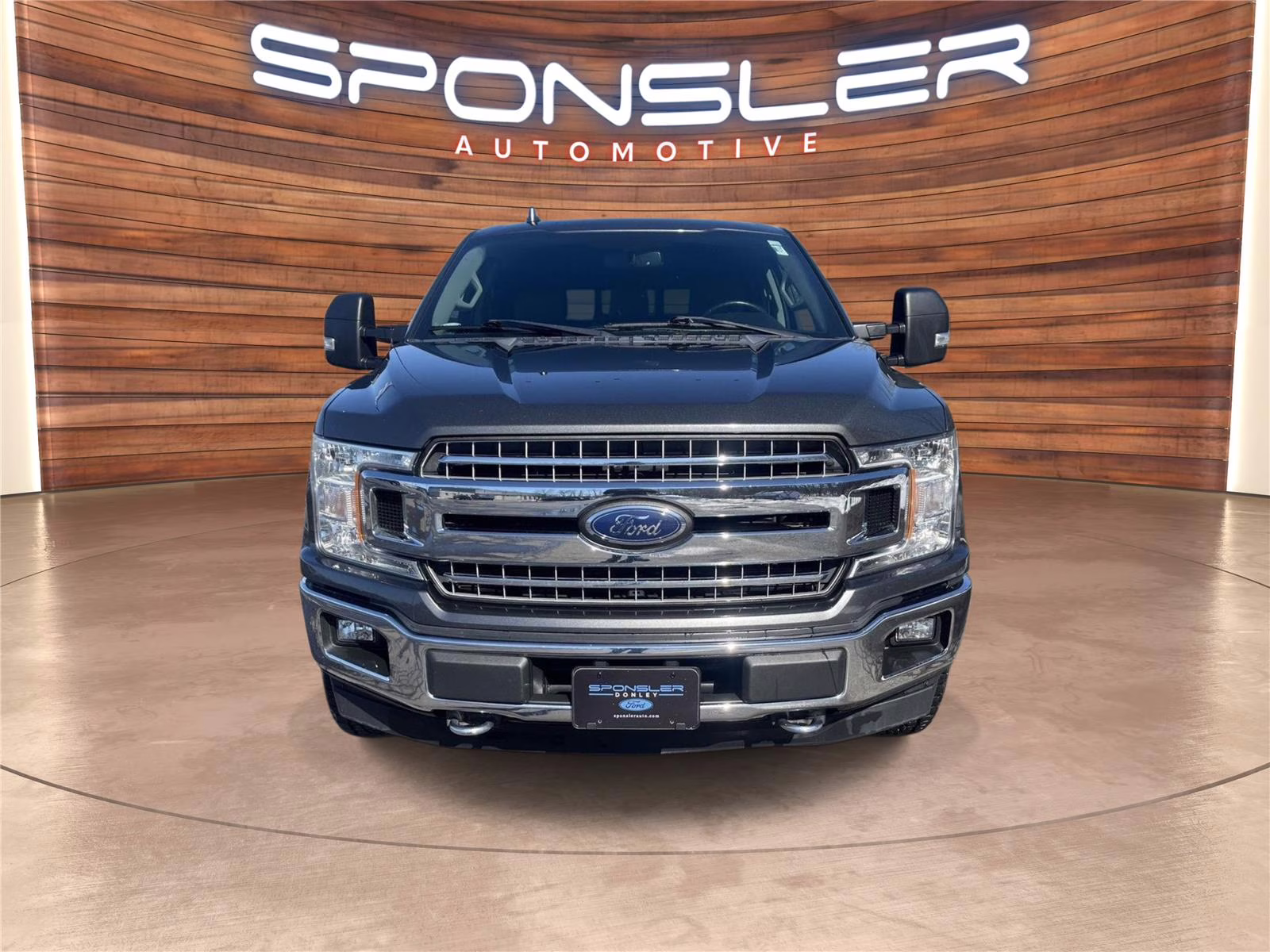 2018 Magnetic Metallic Ford F-150 XLT 4X4 Truck