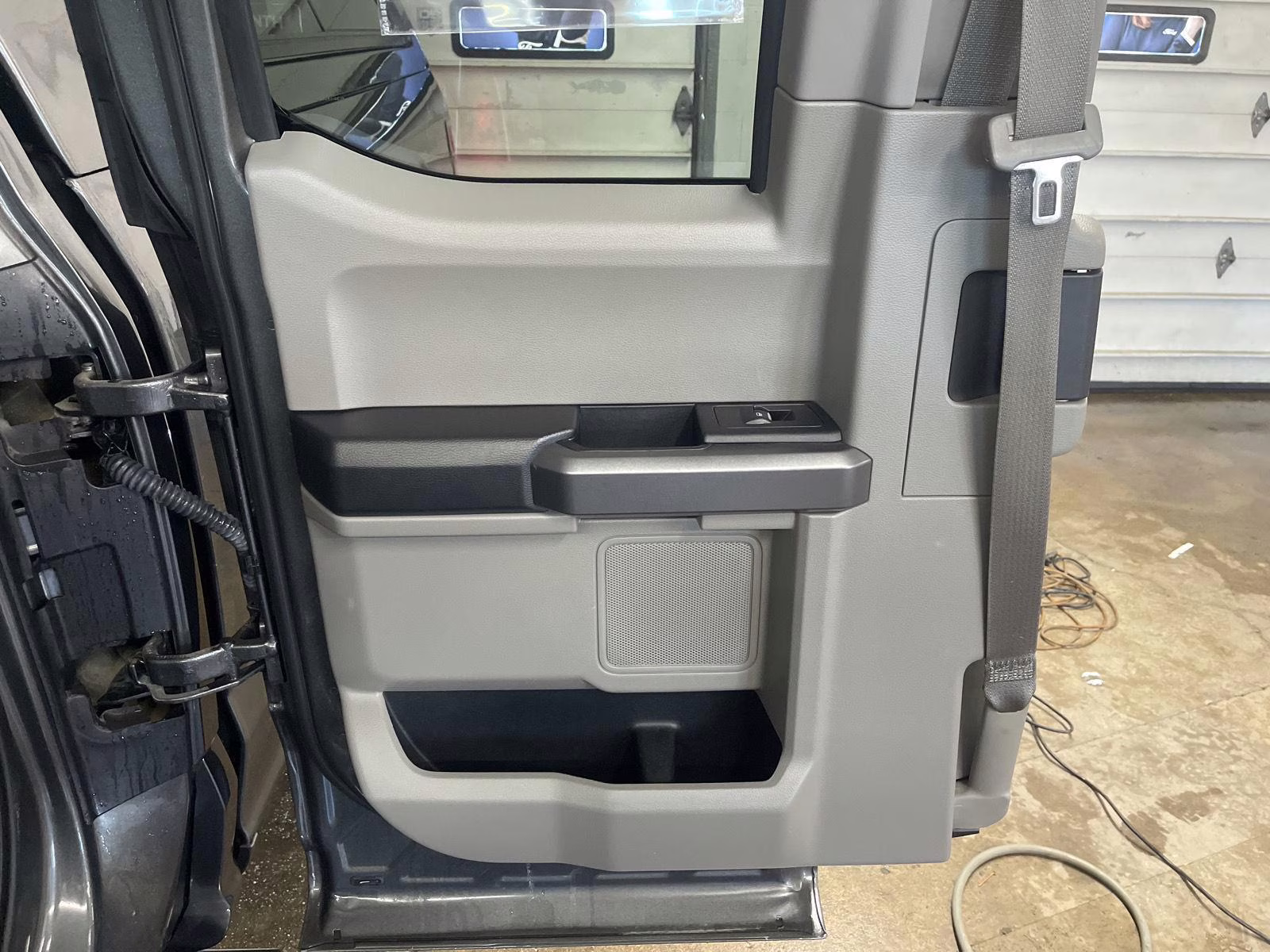 2018 Magnetic Metallic Ford F-150 XLT 4X4 Truck