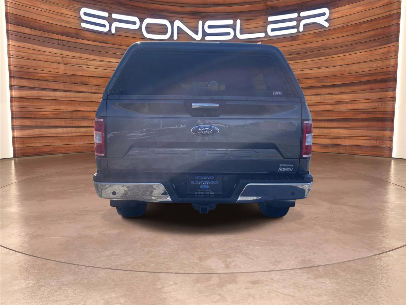 2018 Magnetic Metallic Ford F-150 XLT 4X4 Truck