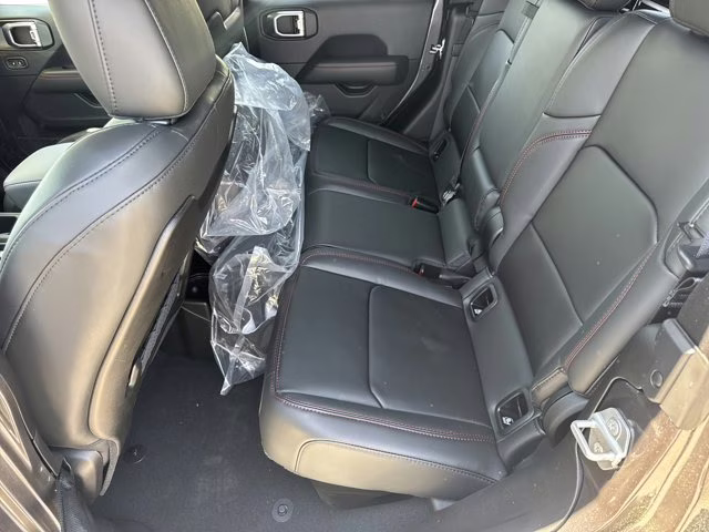 2026 Granite Crystal Metallic Clearcoat Jeep Gladiator Rubicon X 4X4 Truck