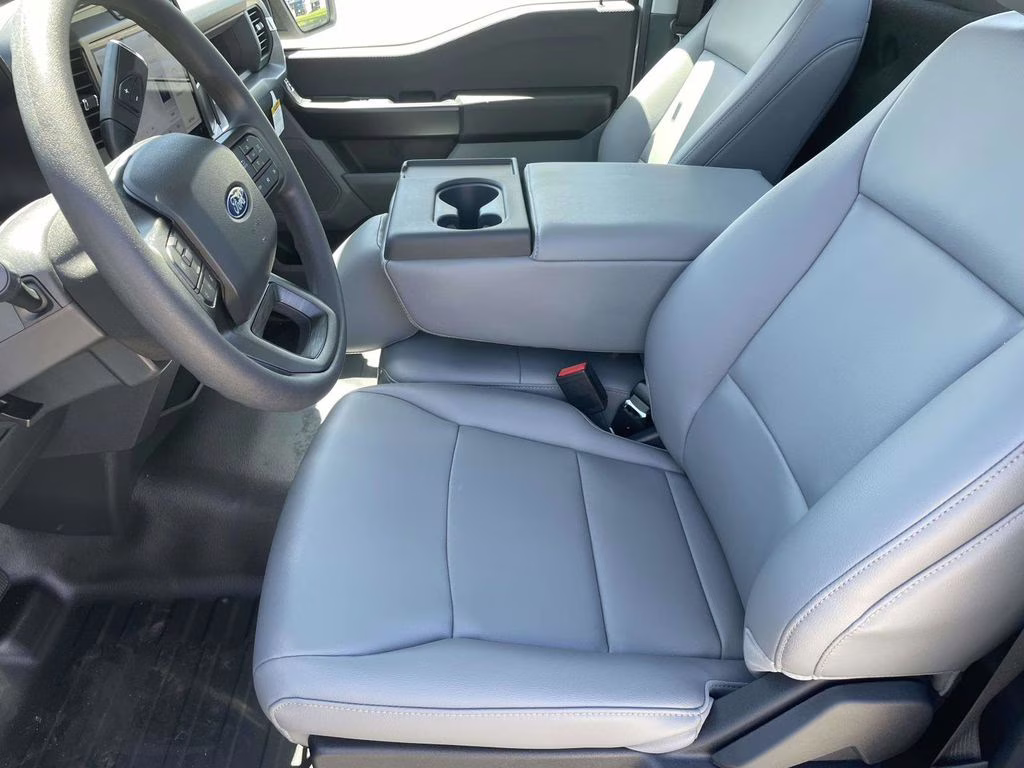 2026 Oxford White Ford F-150 XL RWD Truck