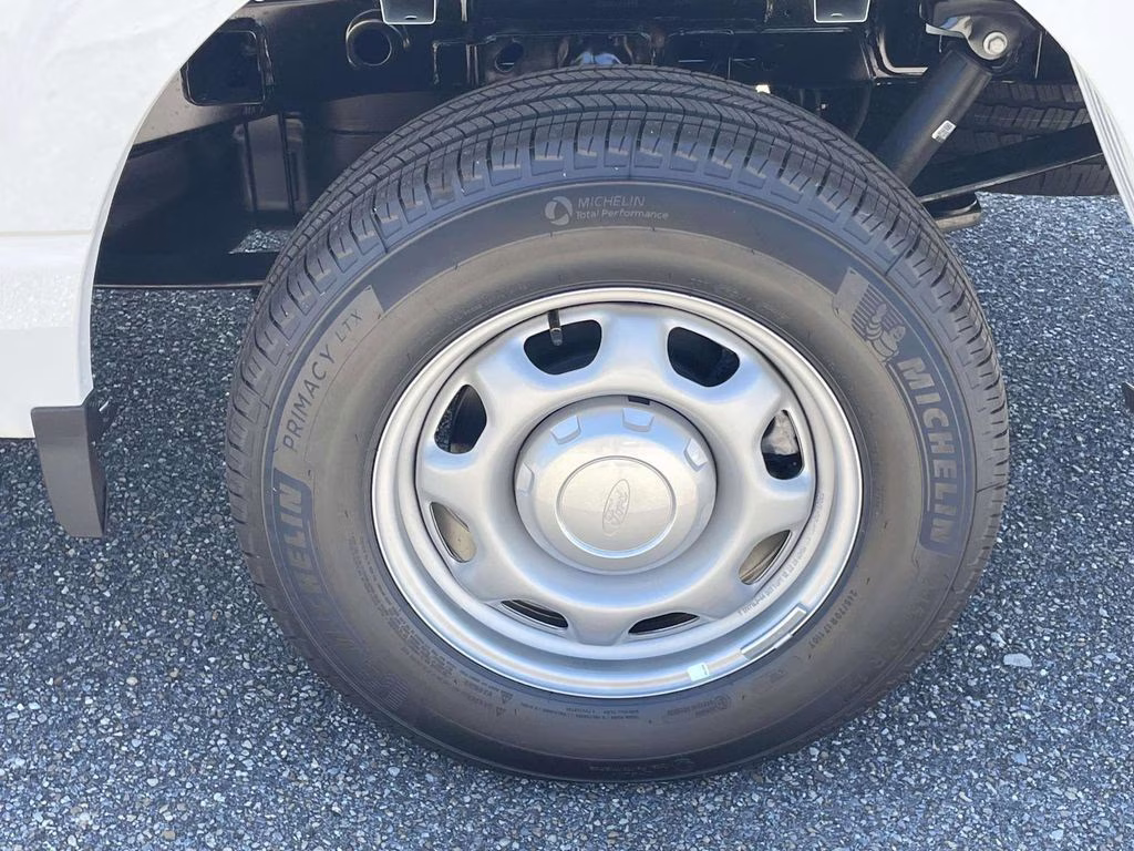 2026 Oxford White Ford F-150 XL RWD Truck