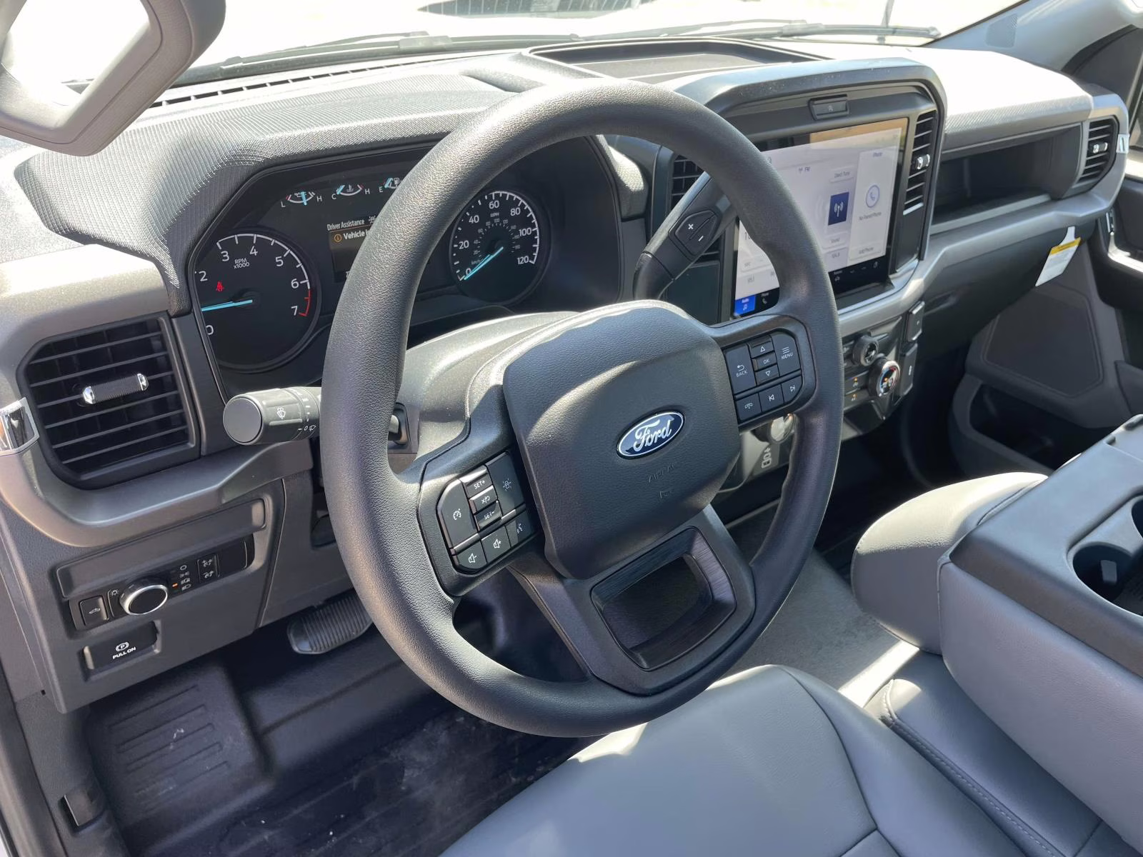 2026 Oxford White Ford F-150 XL RWD Truck