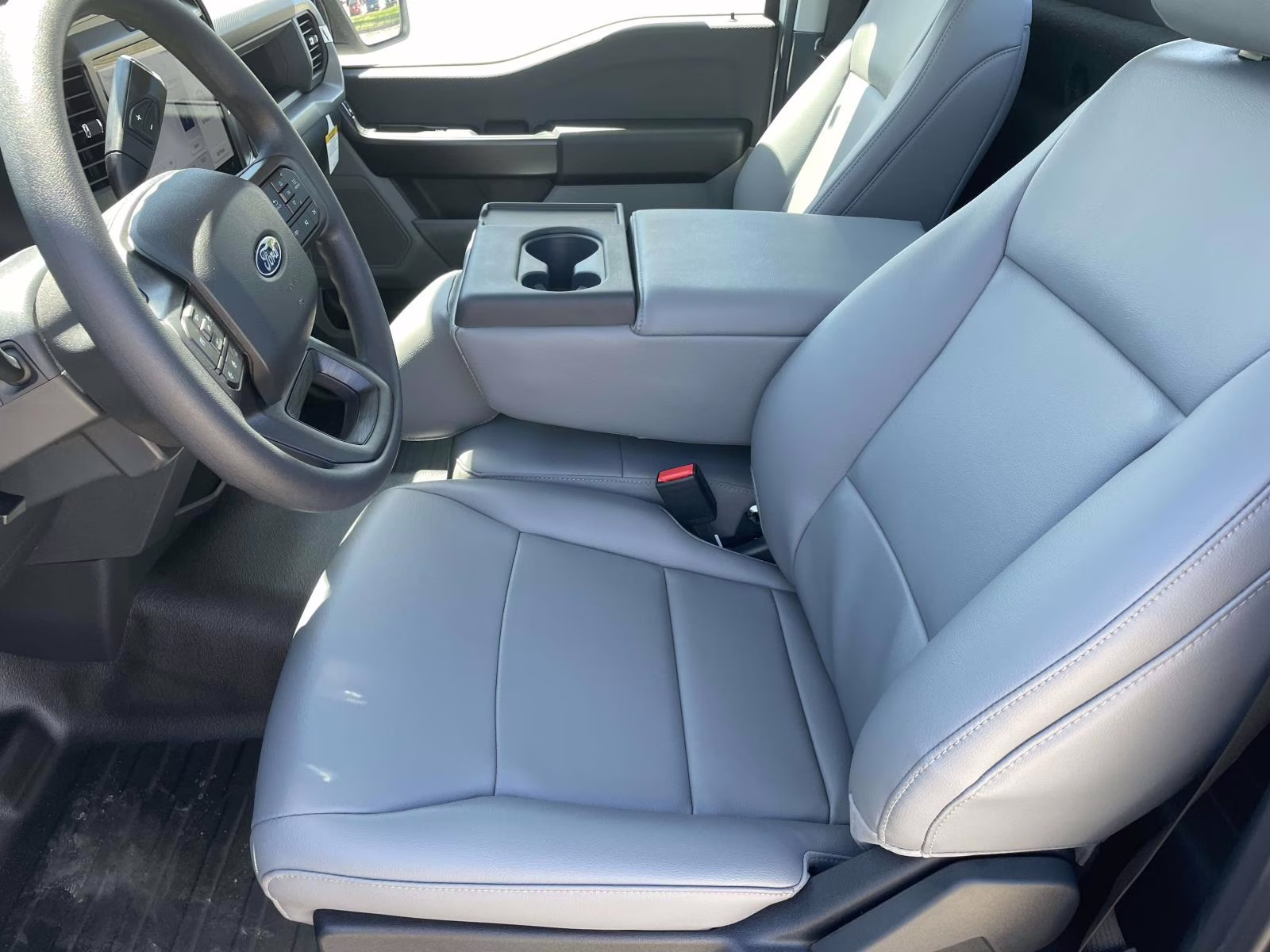 2026 Oxford White Ford F-150 XL RWD Truck