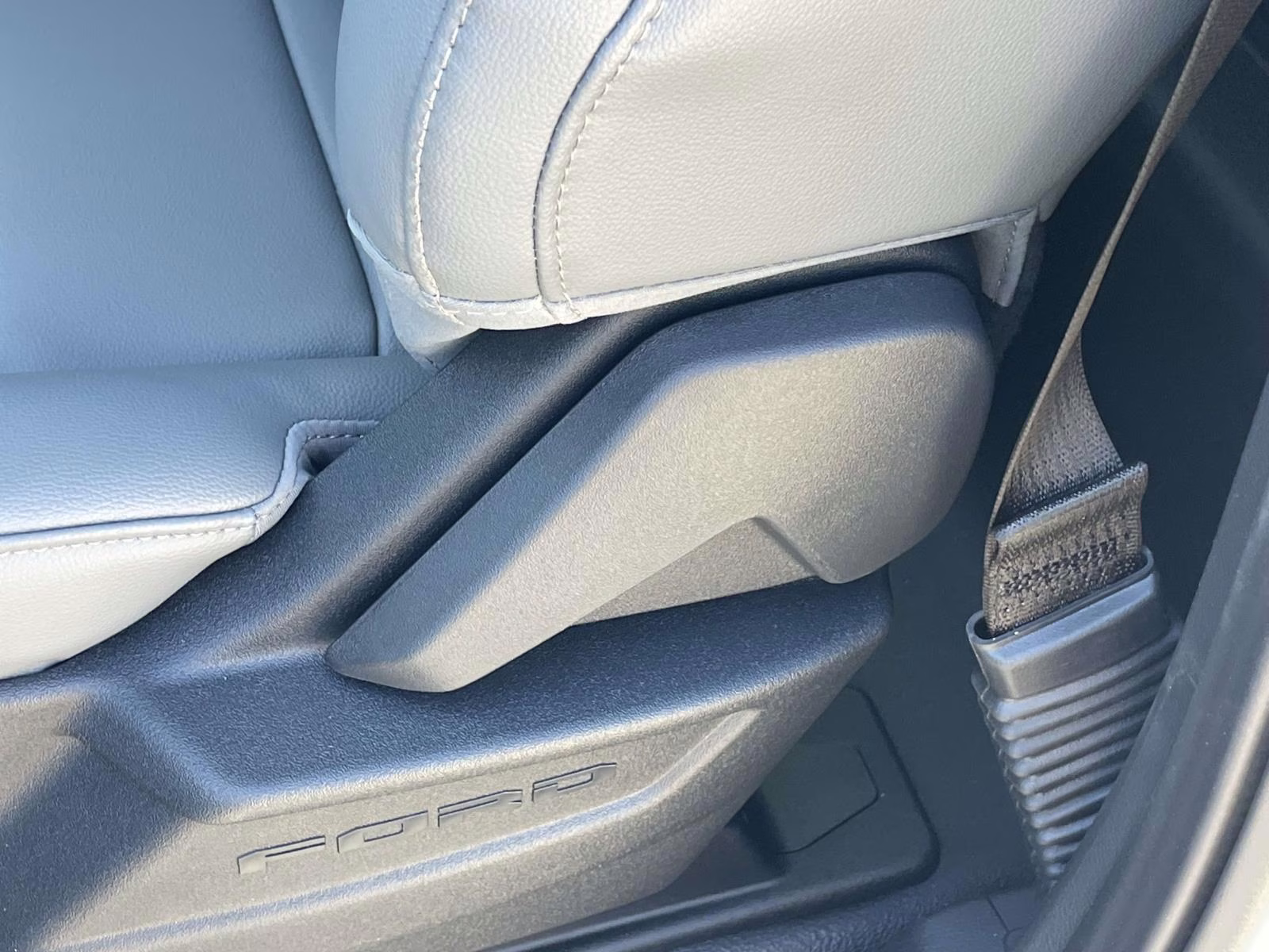 2026 Oxford White Ford F-150 XL RWD Truck