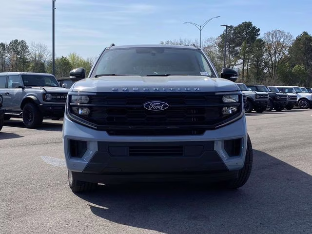 2026 Gray Metallic Ford Expedition Max Active RWD SUV