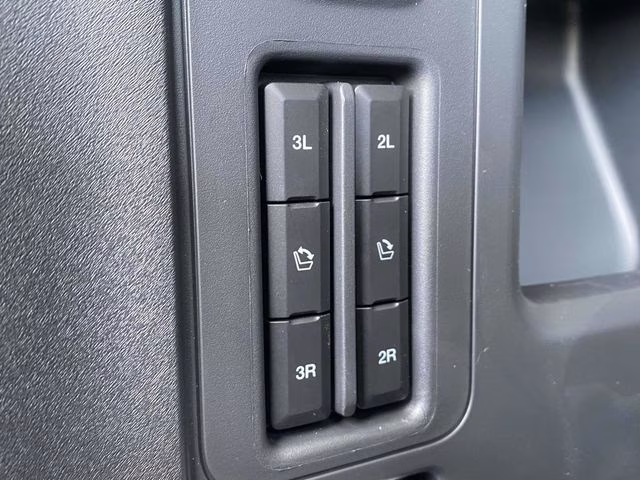 2026 Star White Metallic Tri-Coat Ford Expedition Max Active RWD SUV