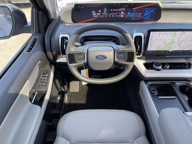 2026 Star White Metallic Tri-Coat Ford Expedition Max Active RWD SUV