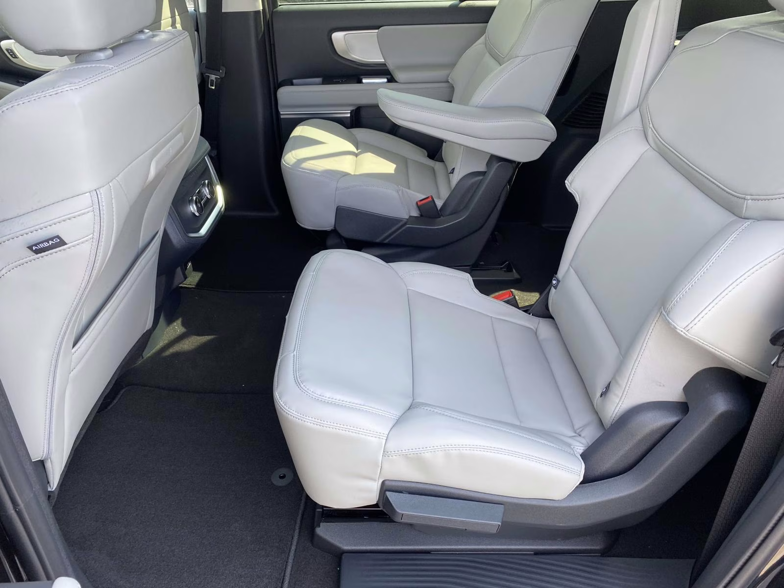 2026 Black Metallic Ford Expedition Max Active RWD SUV