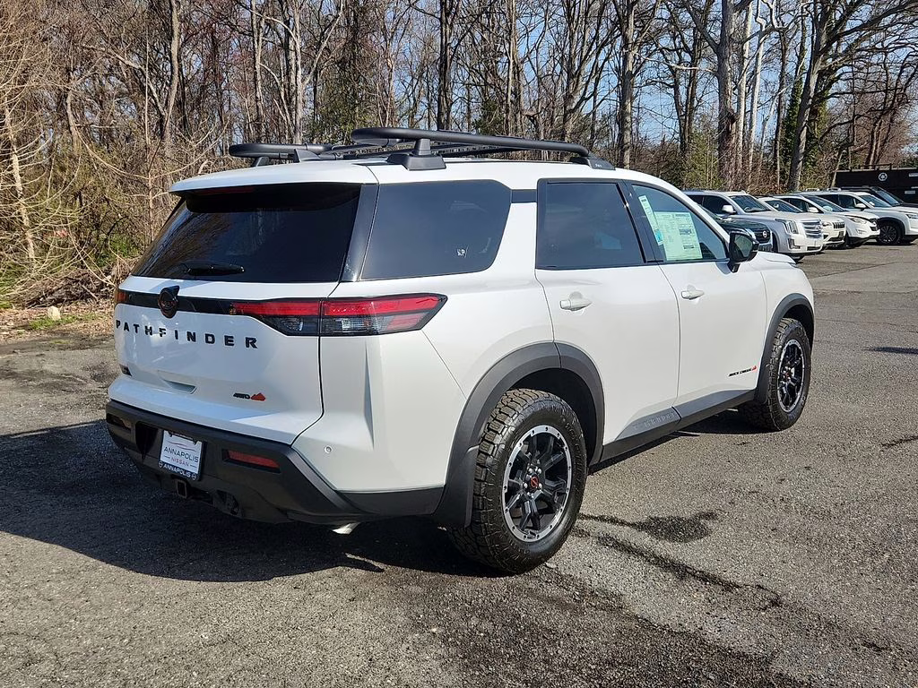 2026 Everest White Pearl Tricoat Nissan Pathfinder Rock Creek 4X4 SUV