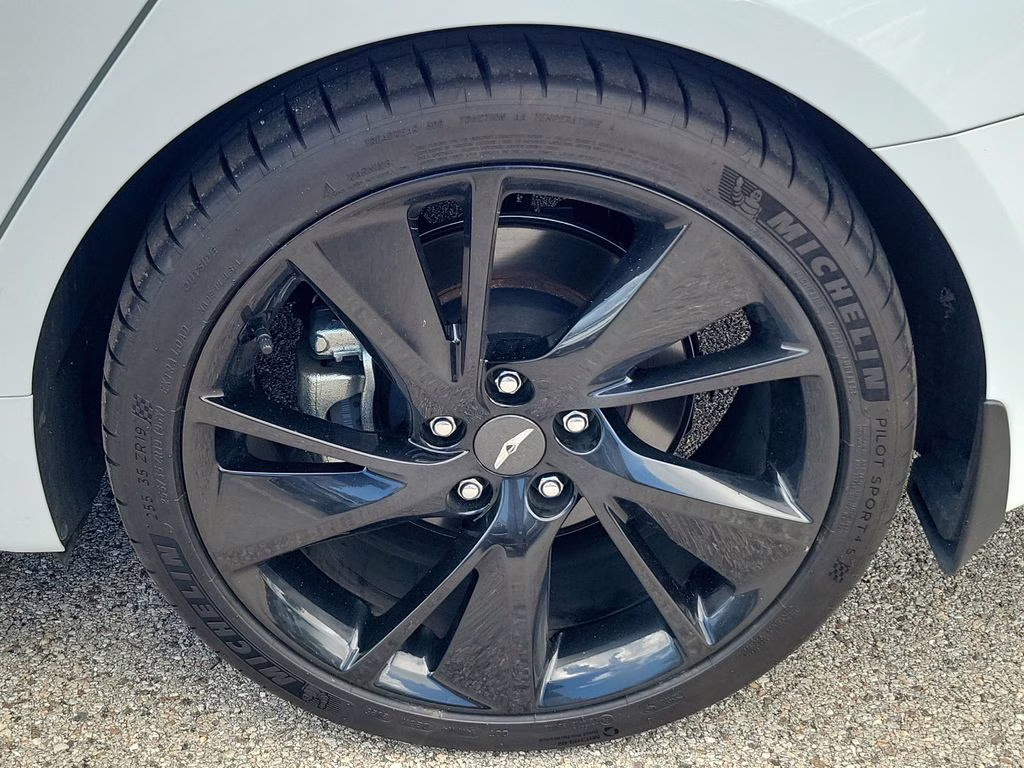 2023 Alta White Genesis G70 2.0T SPORT PRESTIGE RWD Sedan