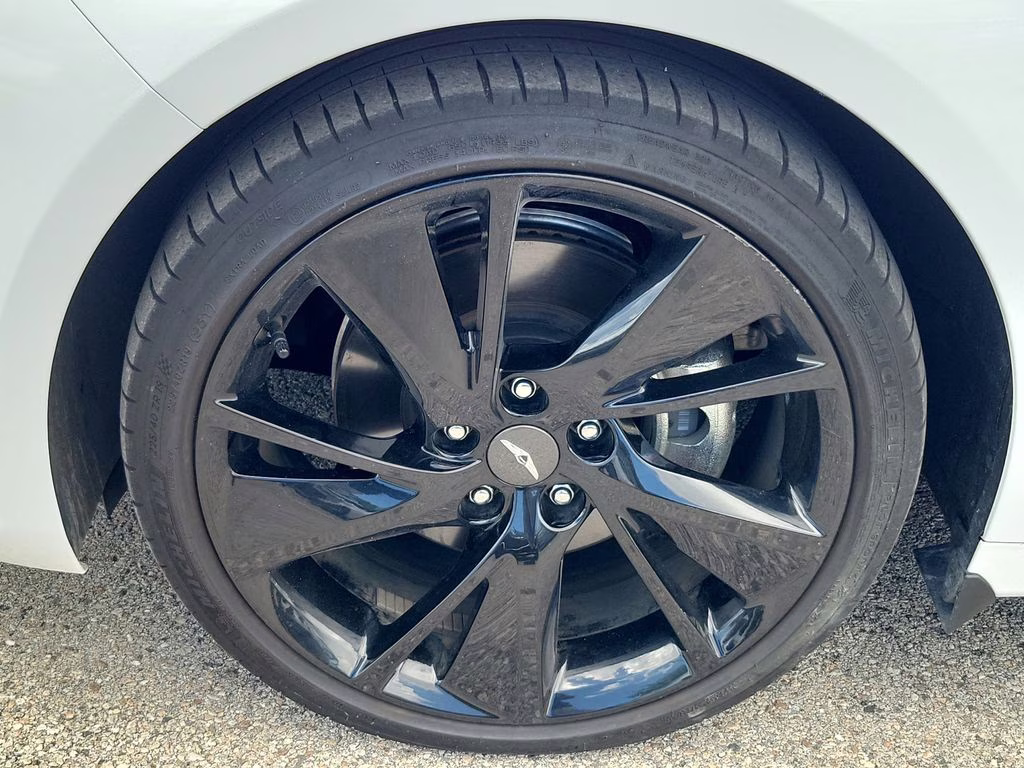 2023 Alta White Genesis G70 2.0T SPORT PRESTIGE RWD Sedan