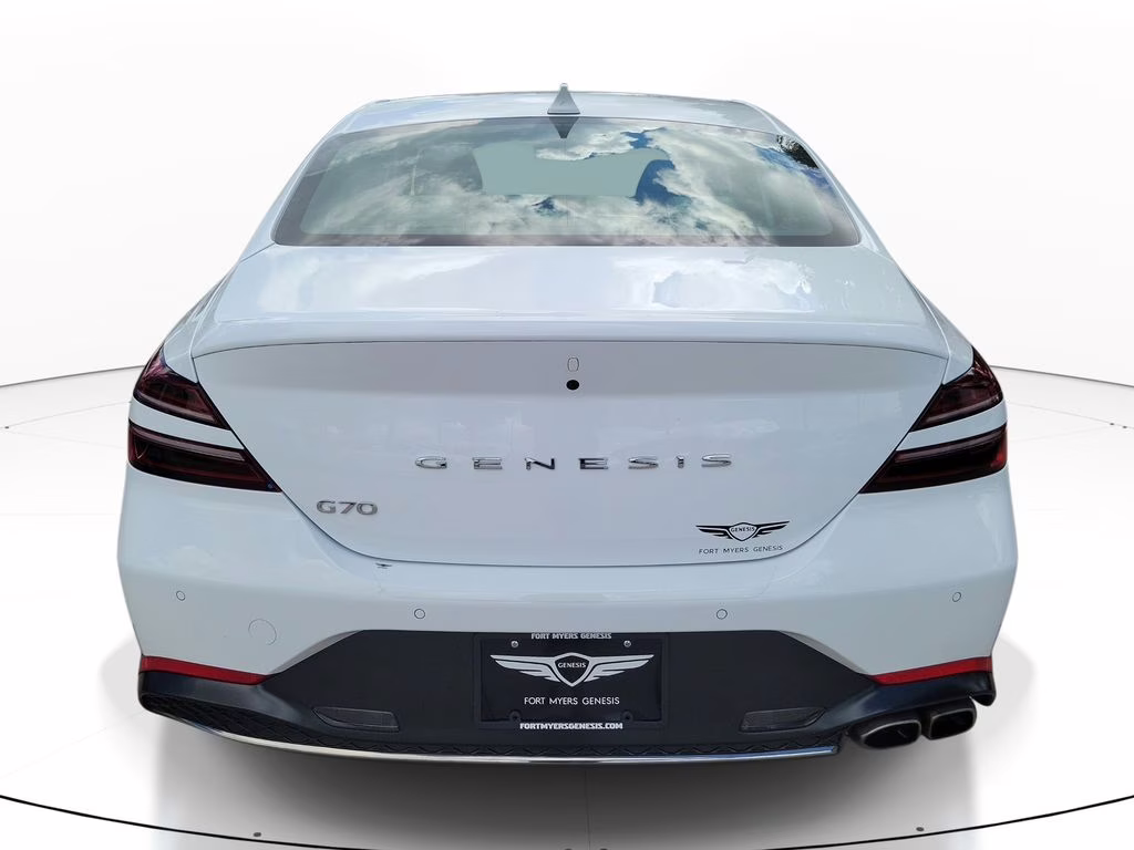 2023 Alta White Genesis G70 2.0T SPORT PRESTIGE RWD Sedan