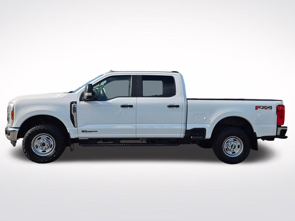2024 Oxford White Ford Super Duty F-250 SRW XL 4X4 Truck
