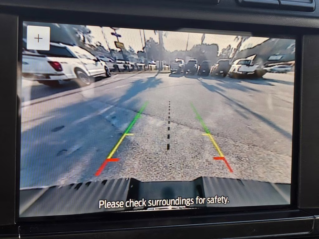 2024 Oxford White Ford Super Duty F-250 SRW XL 4X4 Truck